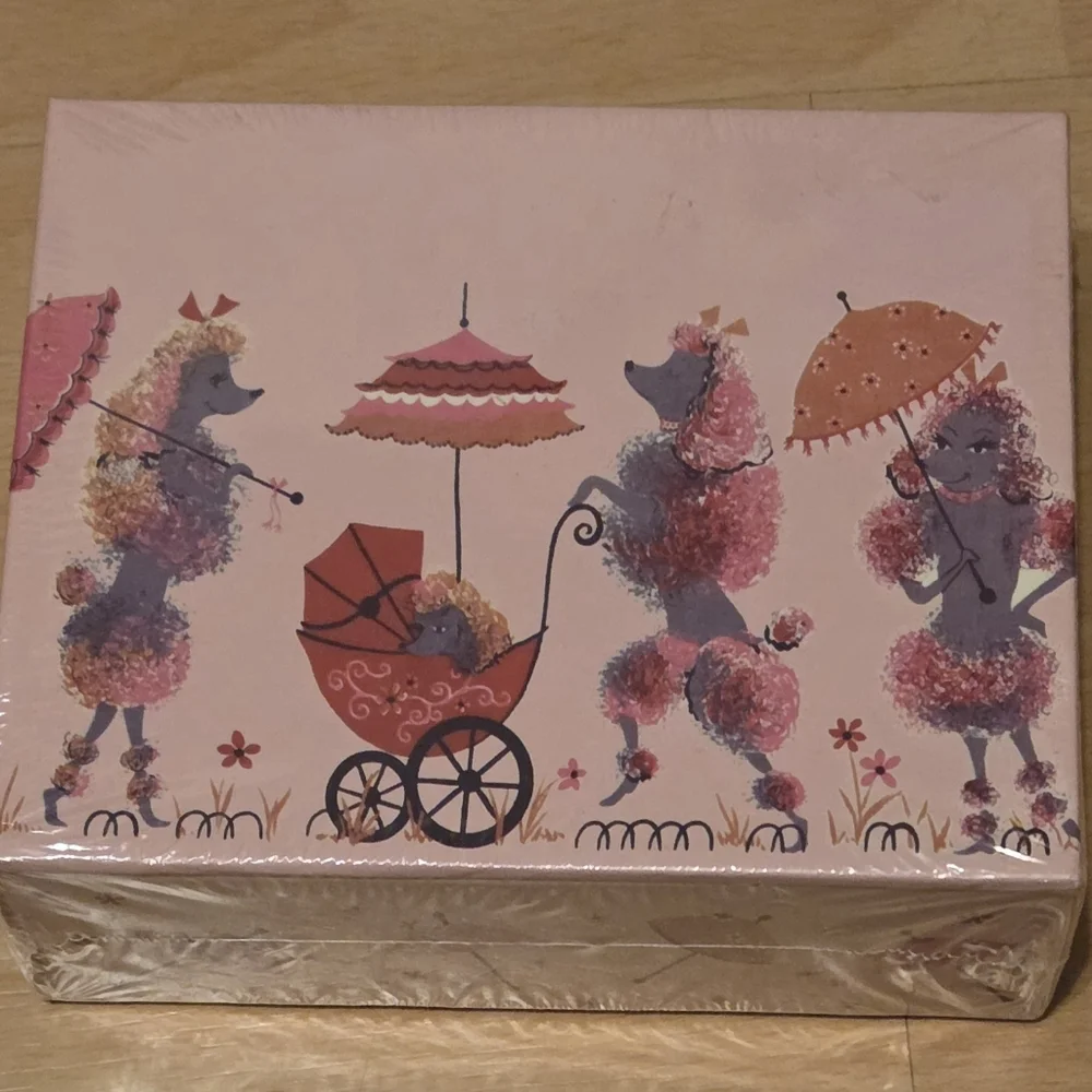 Vintage 20 Blank Note Cards/Envelopes Featuring Poodles In A New Keepsake Box